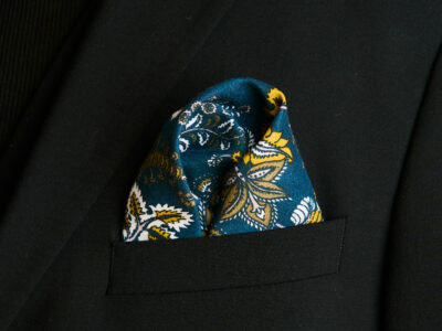 Taskurätik lillemustriga